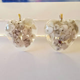 Resin heart shaped howlite chips pendant