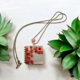 Beautiful Resin flower necklace