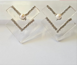 Clear resin and rhinestone earings